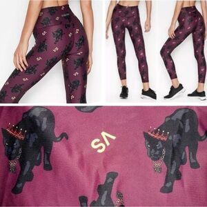 EUC Victoria's Secret Sport King Black Panther Leggings